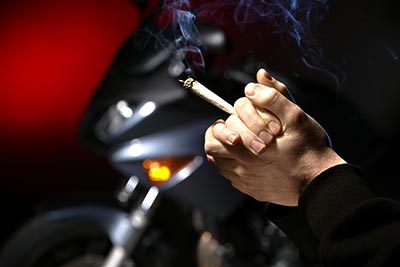 受孕前后吸食大麻易宫外孕