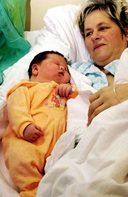 超级胖小子降生于波兰（图）