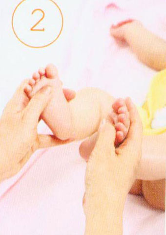 婴儿抚触